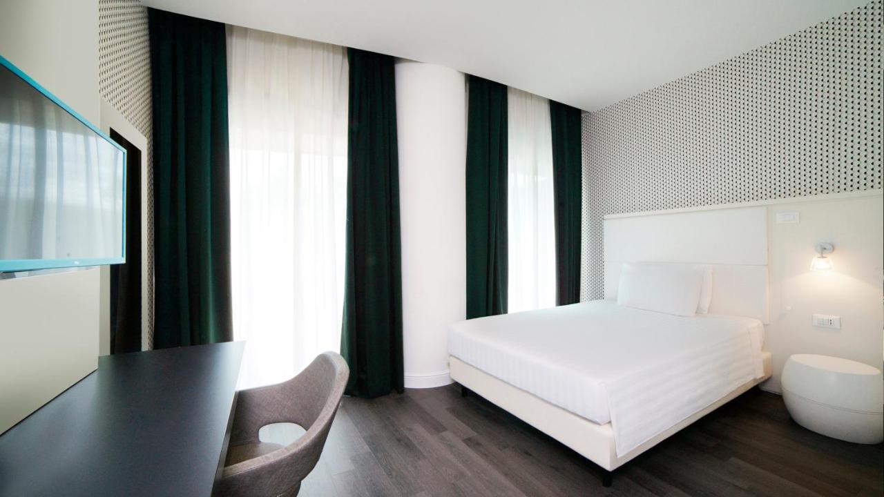 Holiday Inn Nola - Naples Vulcano Buono By Ihg מראה חיצוני תמונה