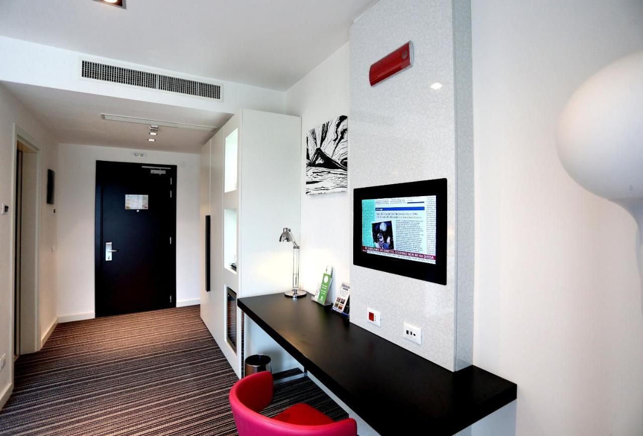 Holiday Inn Nola - Naples Vulcano Buono By Ihg מראה חיצוני תמונה